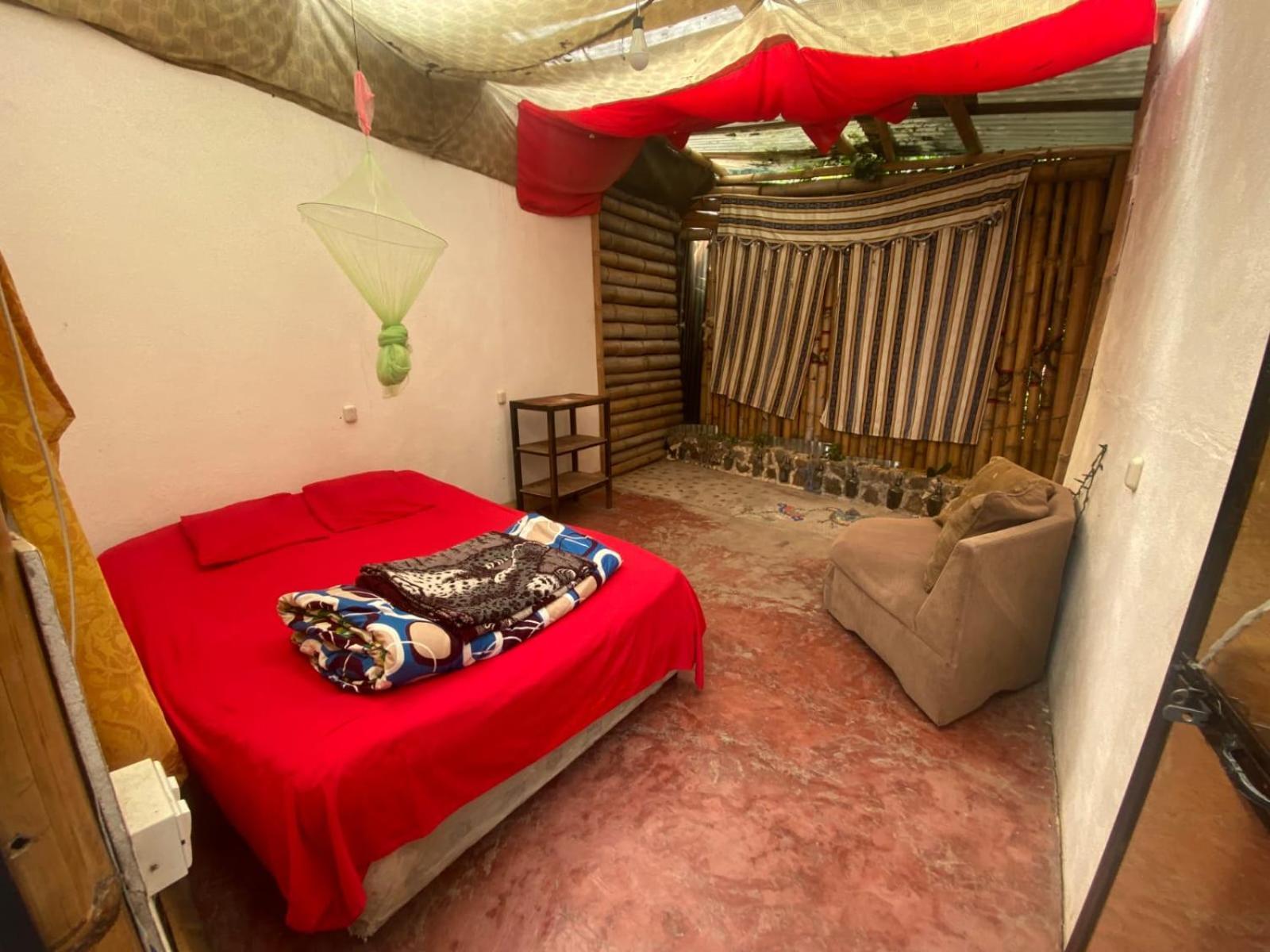 Gran Colibri Adventure Park Vandrerhjem San Pedro La Laguna Eksteriør bilde